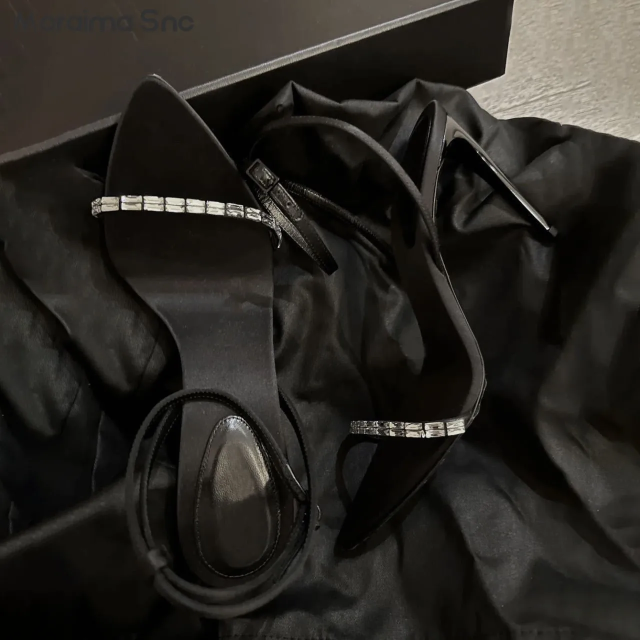 Egy Szót Tér Gyémánt Szexi Szandál Új Fekete Hegyes Stiletto Toe Szandál Divat, Elegáns Magassarkú Női Cipő Kép 1